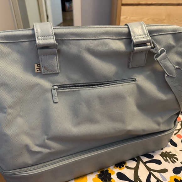 BEIS Handbags - BEIS weekender Bag